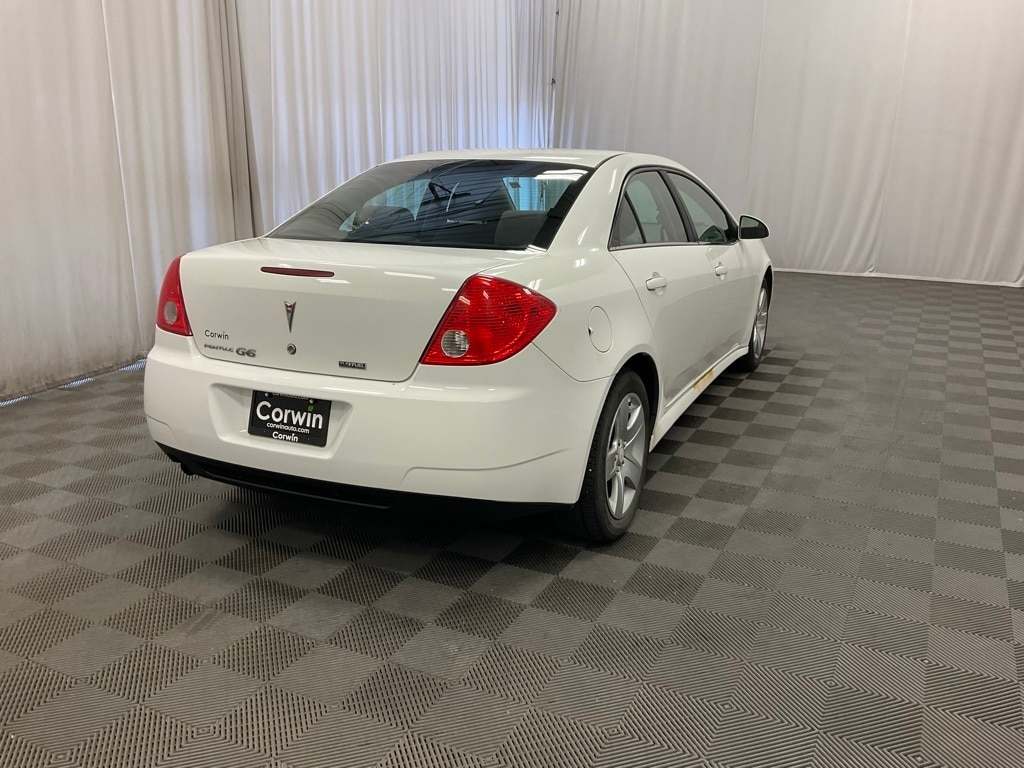 Used 2010 Pontiac G6 Base with VIN 1G2ZA5E05A4151277 for sale in Moorhead, MN