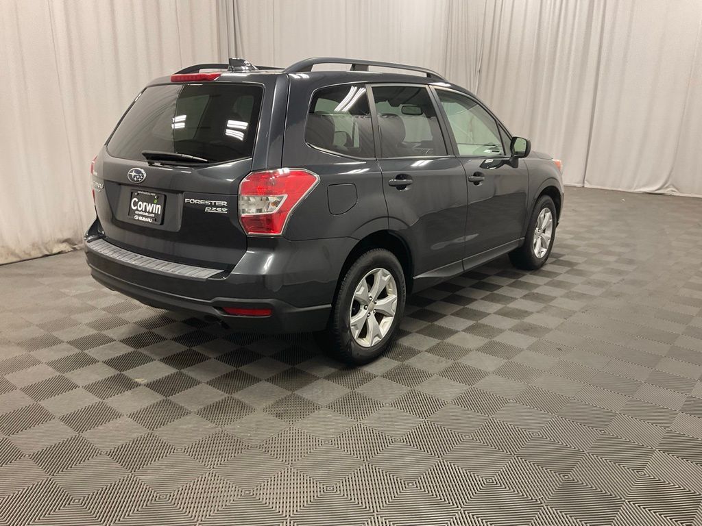 Used 2016 Subaru Forester i Premium with VIN JF2SJAFC7GH511733 for sale in Moorhead, MN