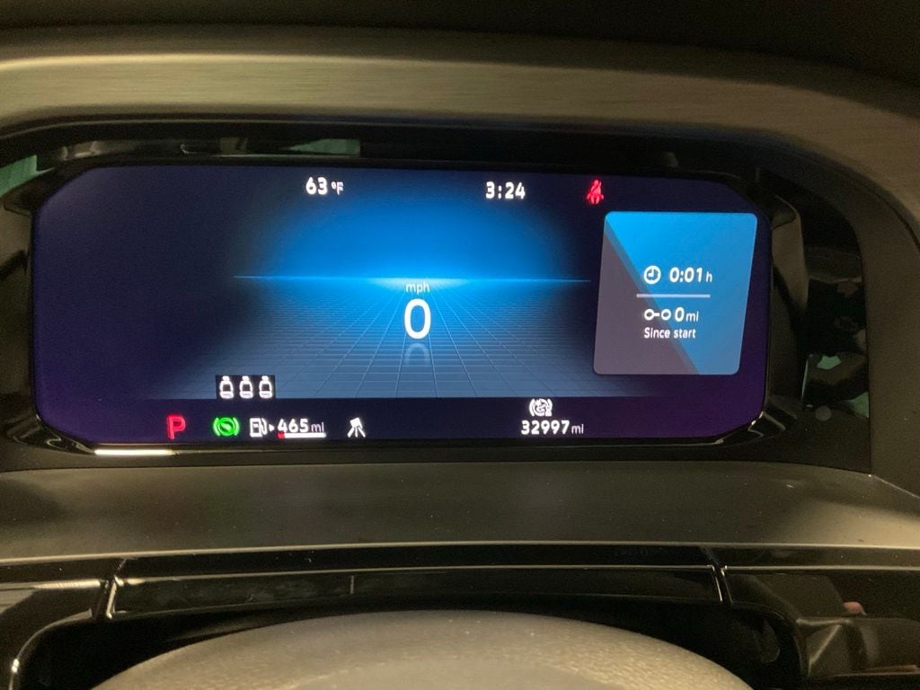 Used 2025 Volkswagen Atlas Cross Sport SE w/Tech with VIN 1V2HE2CA0SC215933 for sale in Moorhead, Minnesota