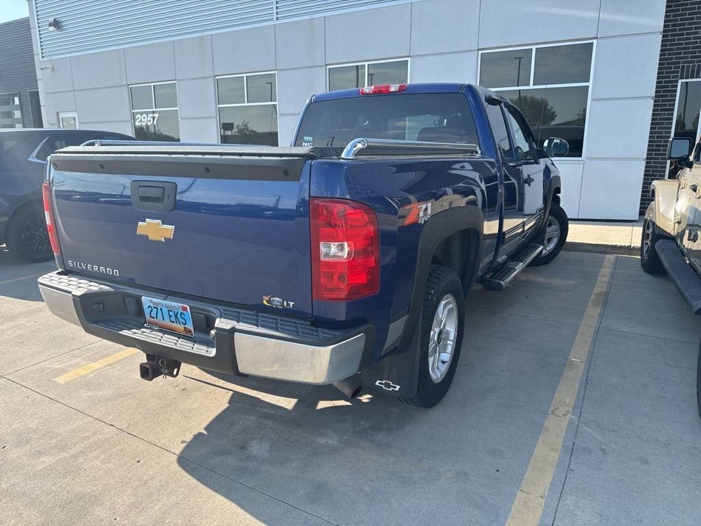 Used 2013 Chevrolet Silverado 1500 LT with VIN 1GCRKSE75DZ229522 for sale in Moorhead, Minnesota