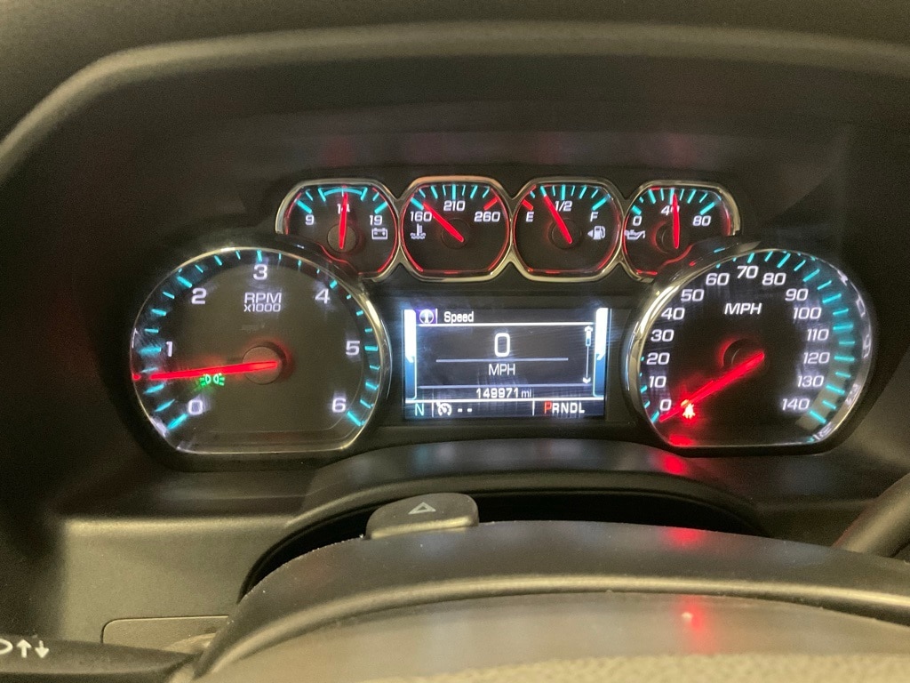 Used 2017 GMC Sierra 1500 SLT with VIN 3GTU2NEC5HG170552 for sale in Moorhead, Minnesota