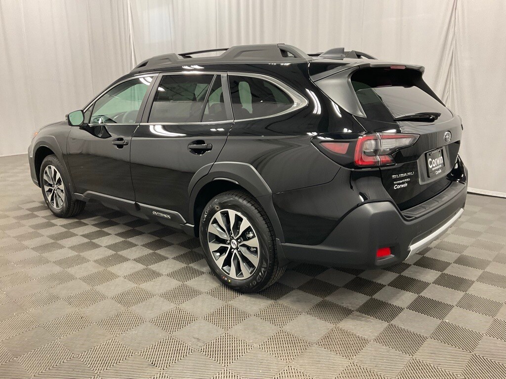 2025 Subaru Outback Limited photo 4
