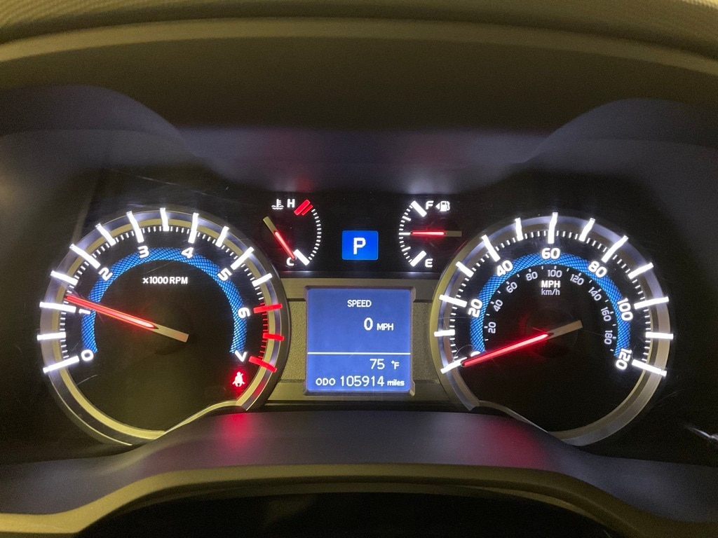 Used 2018 Toyota 4Runner SR5 with VIN JTEBU5JR1J5567907 for sale in Moorhead, Minnesota