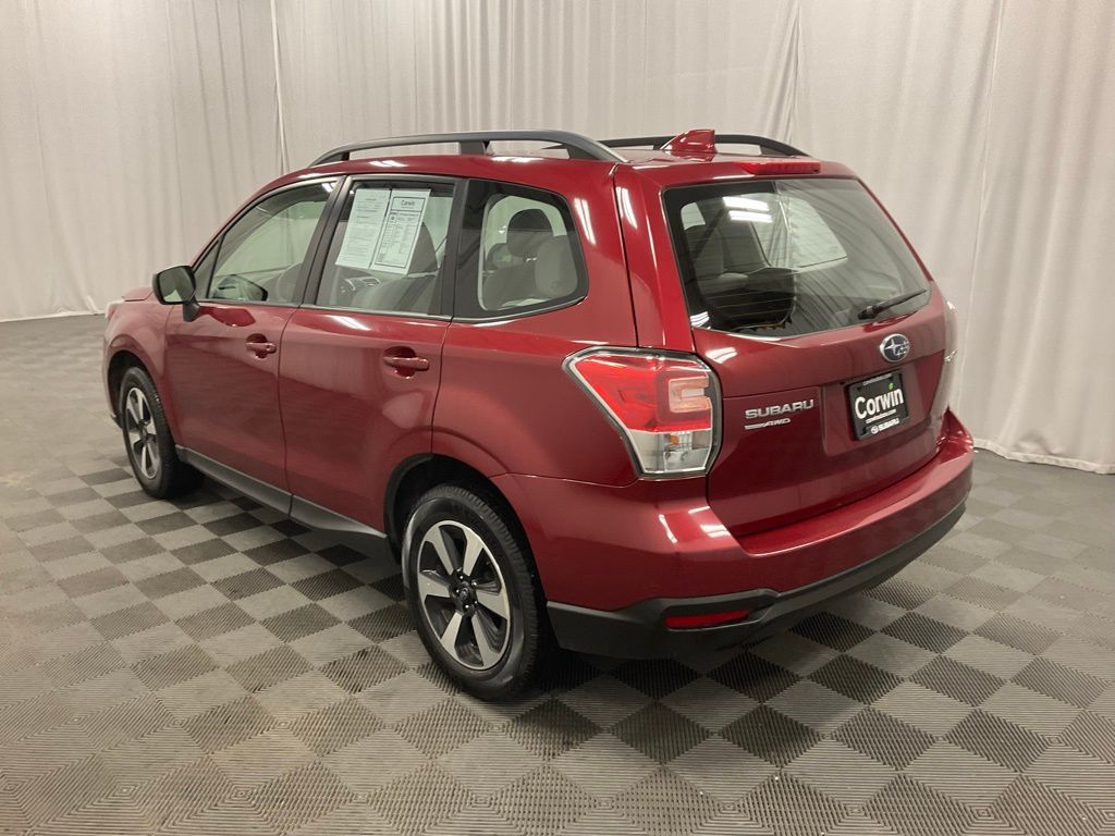 2018 Subaru Forester 2.5i photo 3