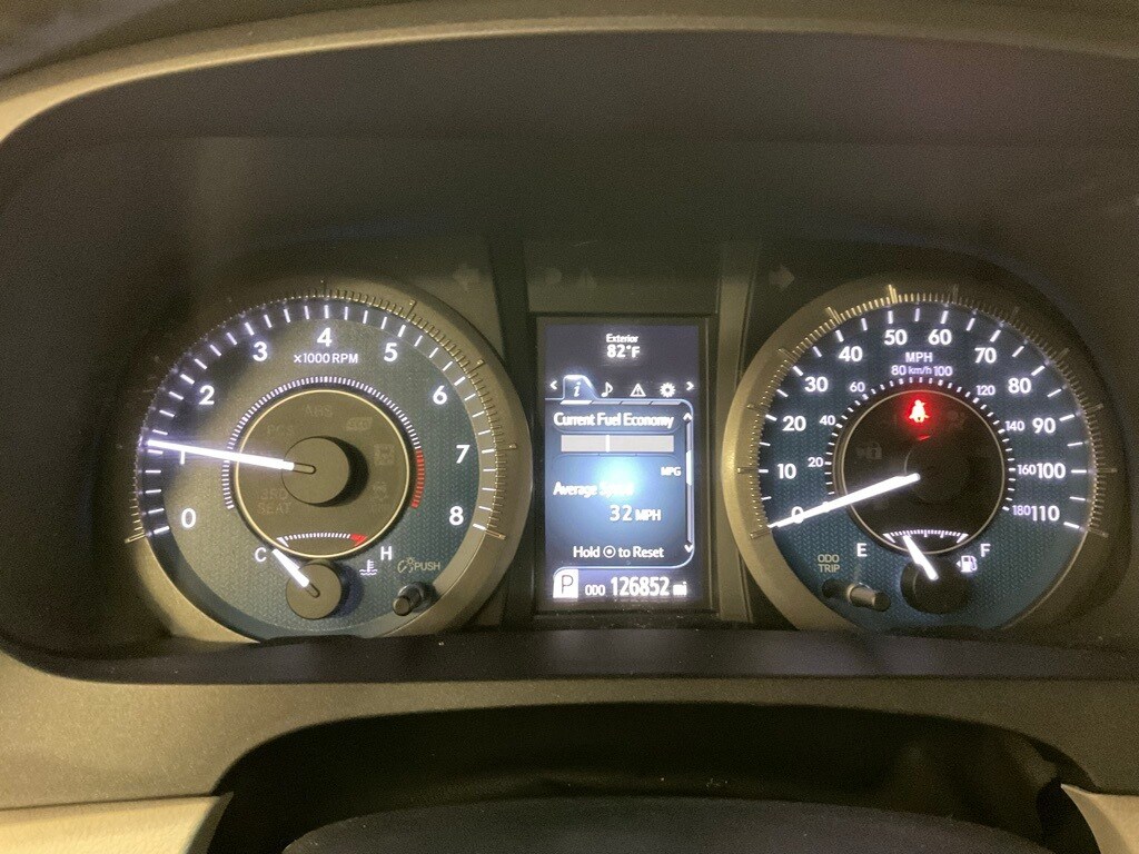 2017 Toyota Sienna L photo 2