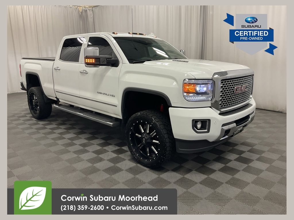 2016 GMC Sierra 4WD Crew Cab Standard Box Denali's photo