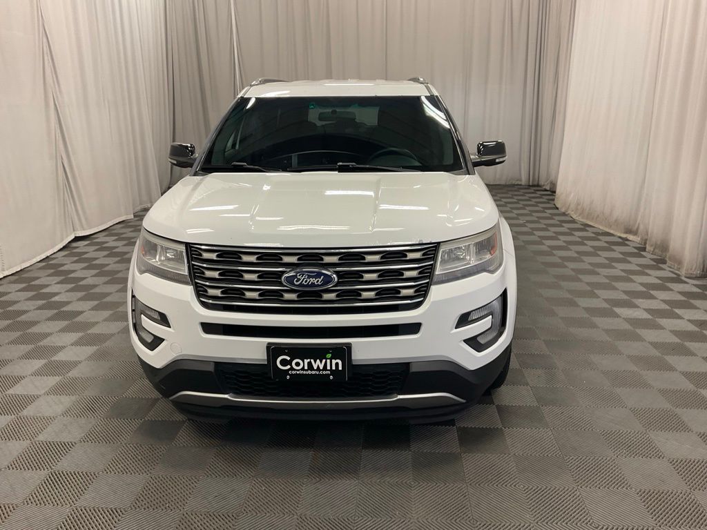 Used 2017 Ford Explorer XLT with VIN 1FM5K8D89HGC26860 for sale in Moorhead, Minnesota
