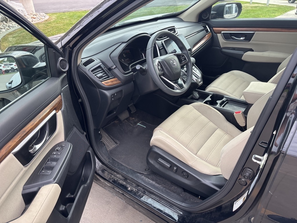 Used 2018 Honda CR-V EX with VIN 2HKRW2H5XJH650783 for sale in Moorhead, Minnesota
