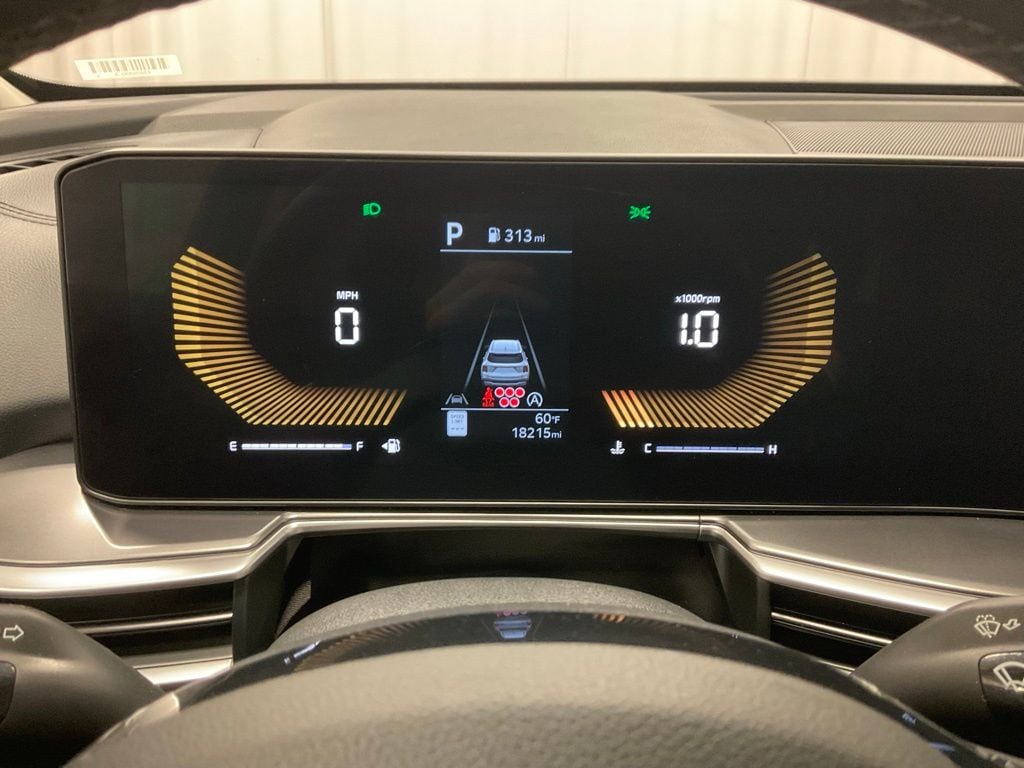 Used 2024 Kia Sorento S with VIN 5XYRLDJC6RG274101 for sale in Moorhead, Minnesota