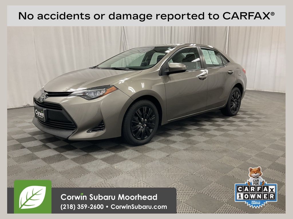 2017 Toyota Corolla LE's photo