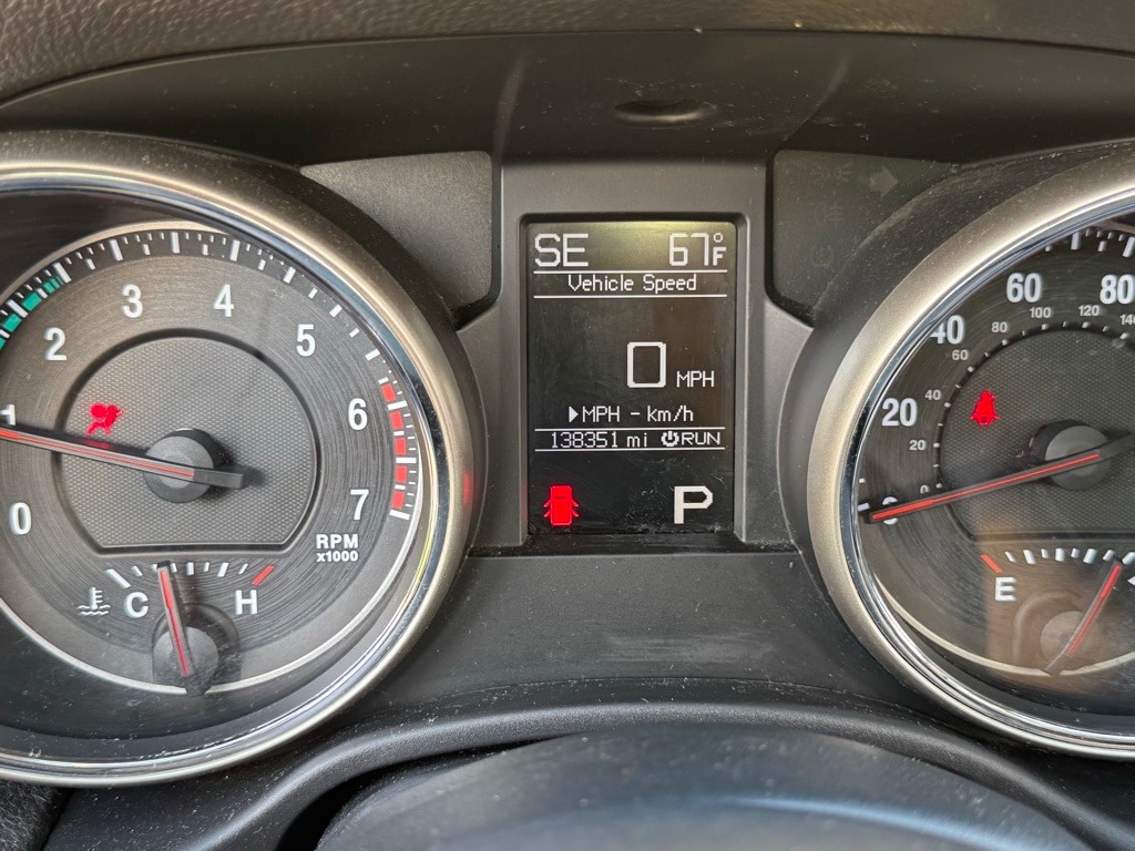 Used 2011 Jeep Grand Cherokee Limited with VIN 1J4RR5GT9BC500387 for sale in Moorhead, Minnesota