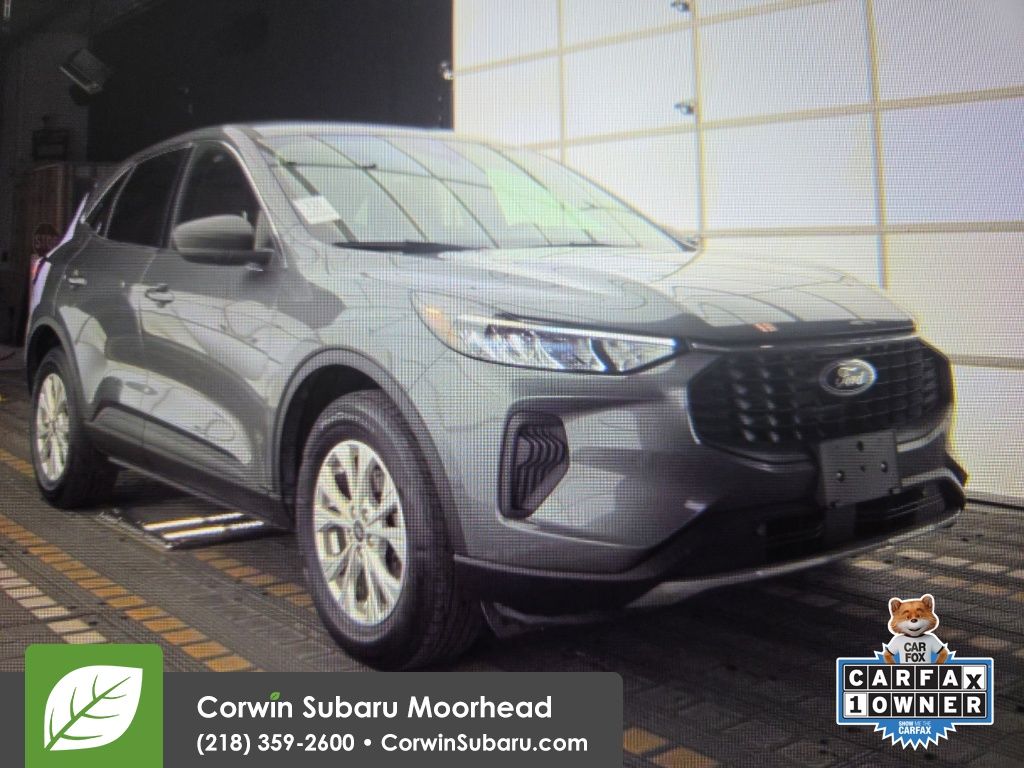 2023 Ford Escape Active's photo