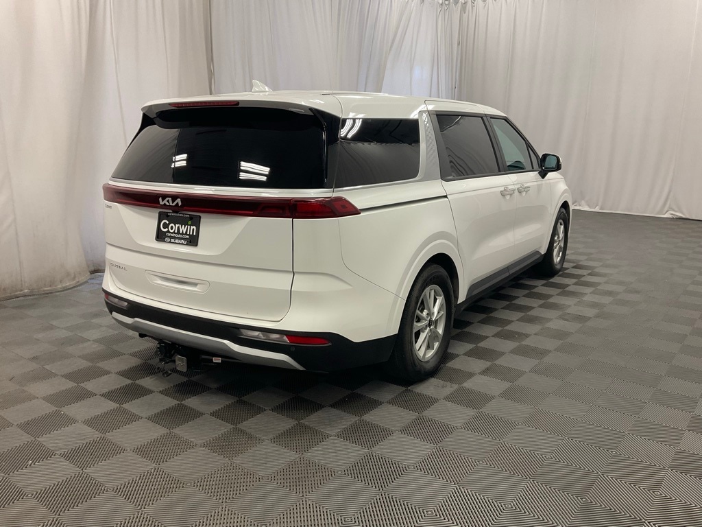 Used 2024 Kia Carnival LX Seat Pkg with VIN KNDNB4H38R6433968 for sale in Moorhead, Minnesota