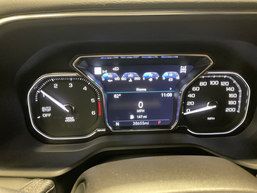Used 2021 GMC Yukon Denali with VIN 1GKS2DKL2MR261153 for sale in Moorhead, Minnesota