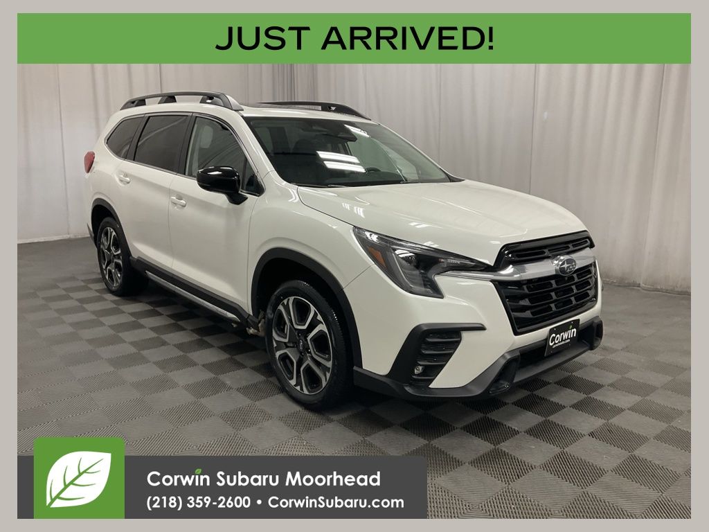2026 Subaru Ascent Limited's photo