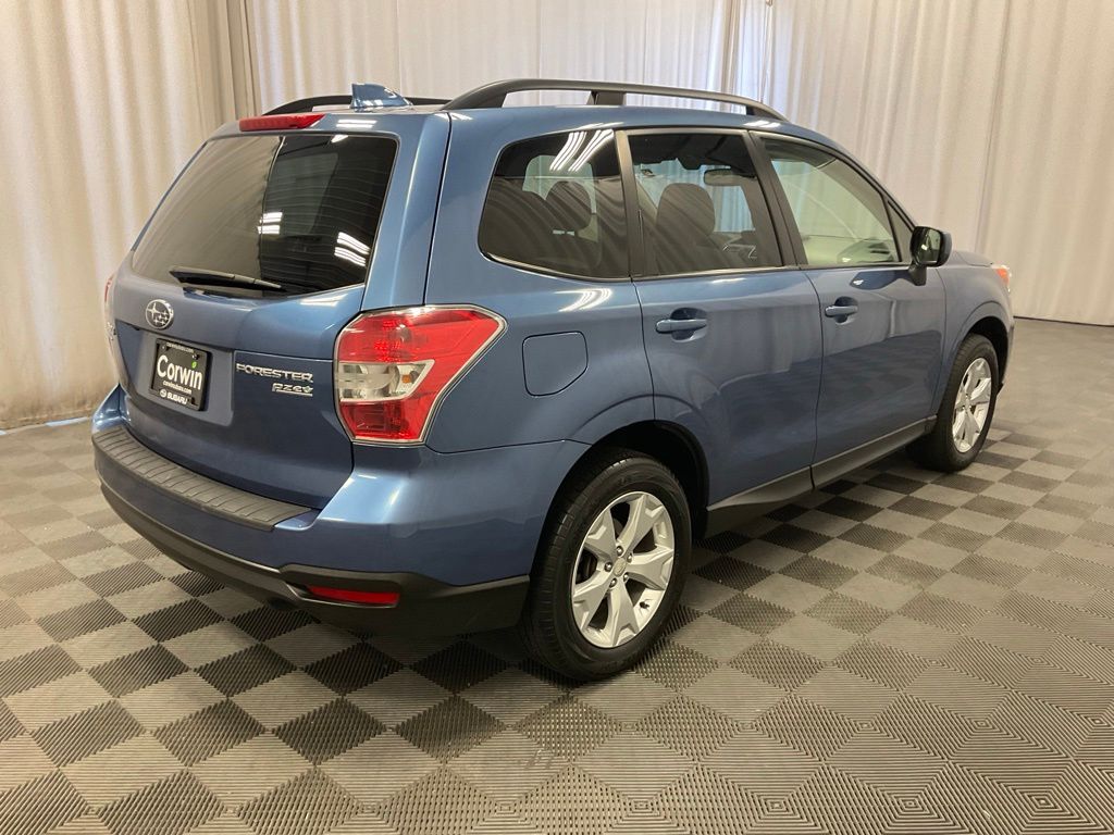 Used 2016 Subaru Forester i Premium with VIN JF2SJAFC3GH432902 for sale in Moorhead, Minnesota