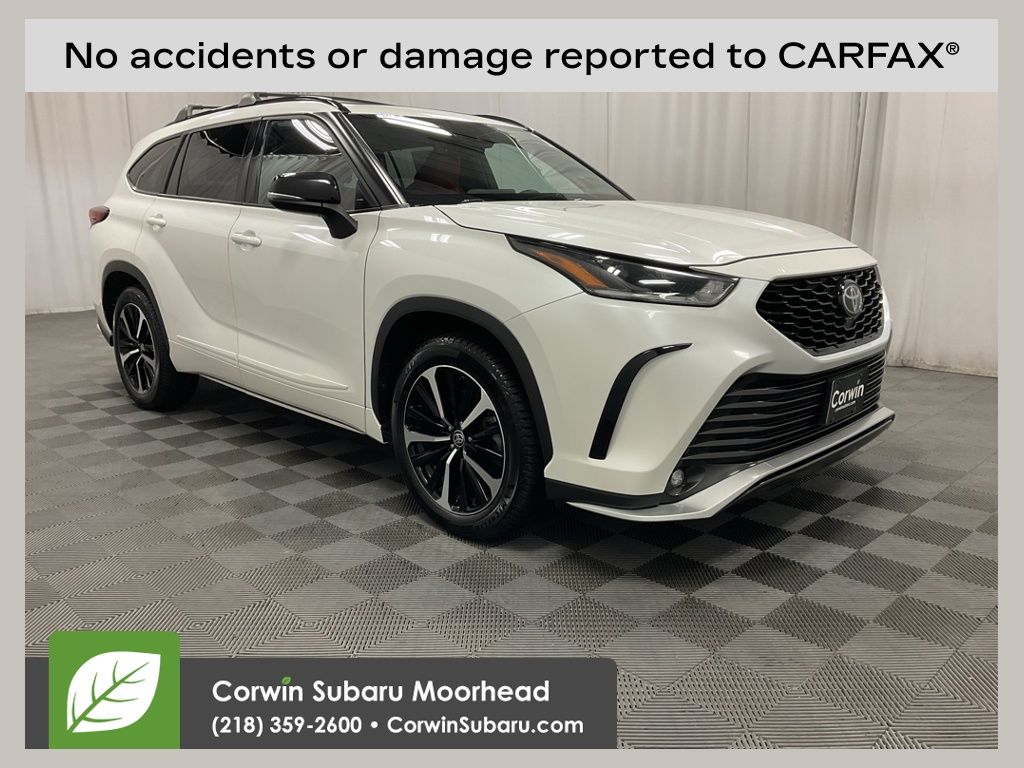 2021 Toyota Highlander XSE's photo