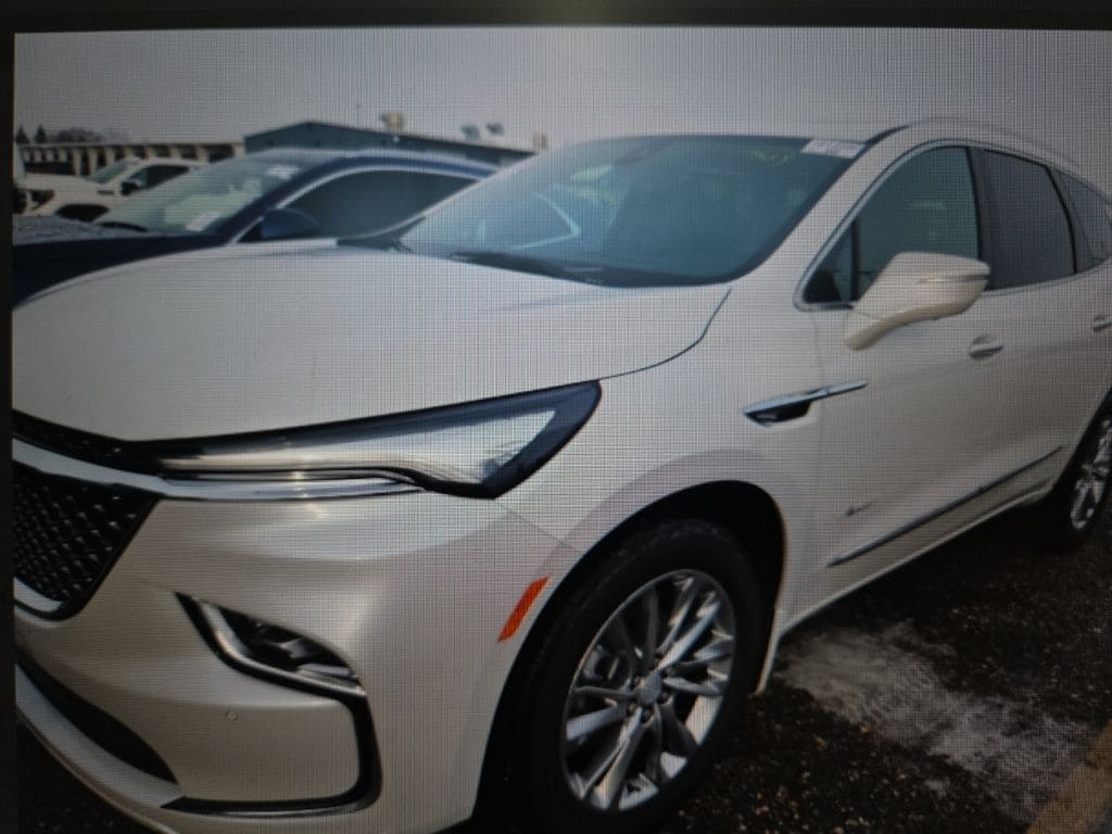 Used 2022 Buick Enclave Avenir with VIN 5GAEVCKW1NJ114943 for sale in Moorhead, Minnesota