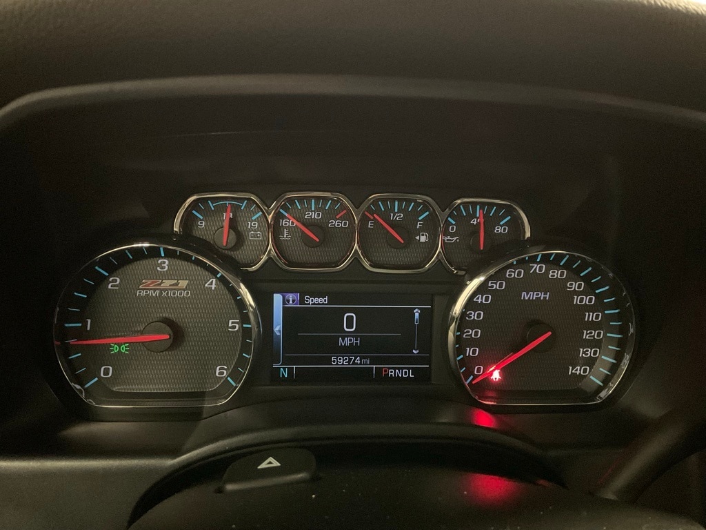 Used 2018 Chevrolet Silverado 1500 LT Z71 with VIN 3GCUKREC0JG593746 for sale in Moorhead, Minnesota