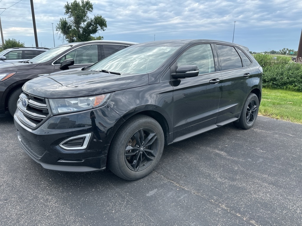 Used 2017 Ford Edge Sport with VIN 2FMPK4AP0HBB95311 for sale in Moorhead, Minnesota