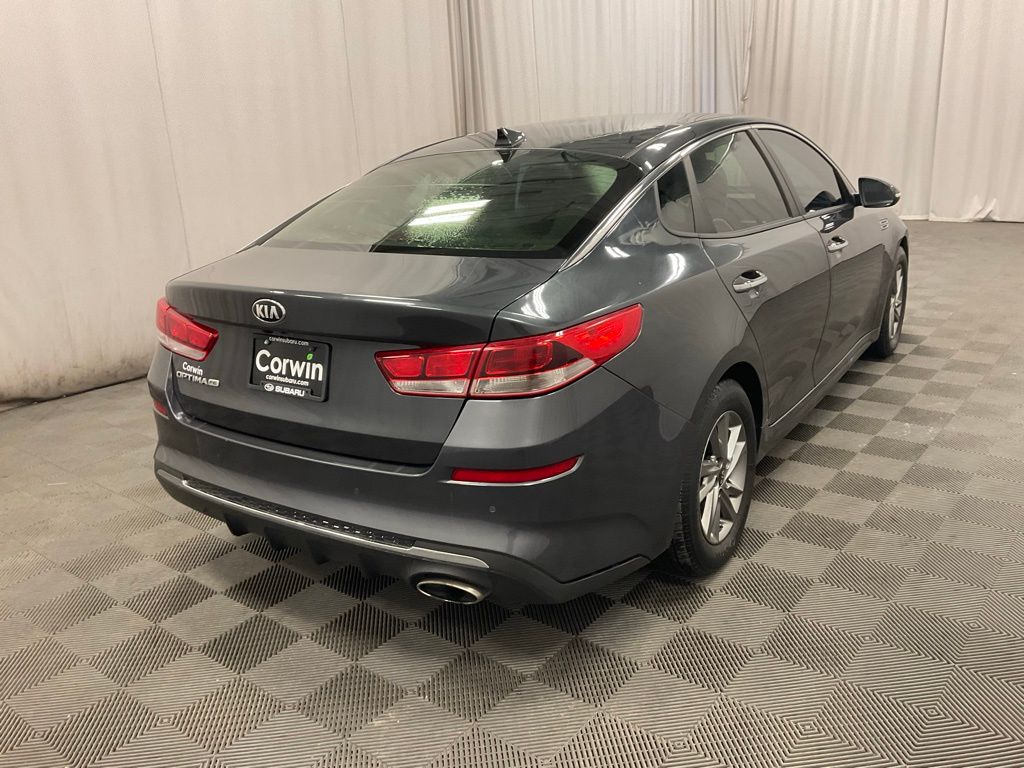 2019 Kia Optima LX S photo 2