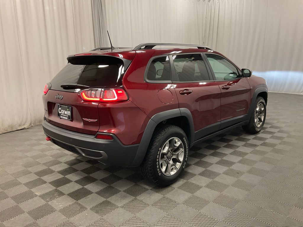 Used 2019 Jeep Cherokee Trailhawk with VIN 1C4PJMBX3KD477093 for sale in Moorhead, Minnesota