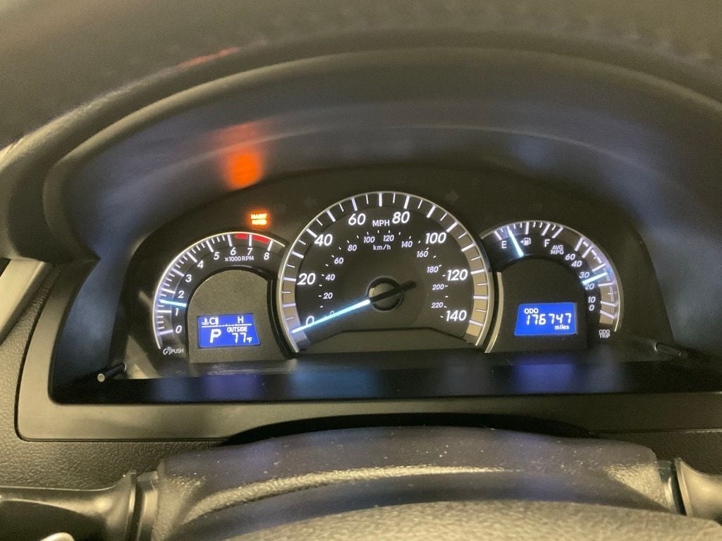 Used 2014 Toyota Camry SE with VIN 4T1BF1FK3EU381859 for sale in Moorhead, Minnesota