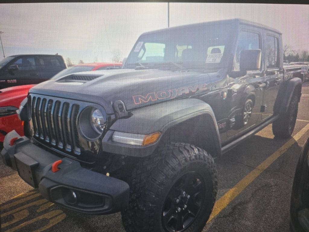 Used 2020 Jeep Gladiator Mojave with VIN 1C6JJTEG7LL205396 for sale in Moorhead, Minnesota