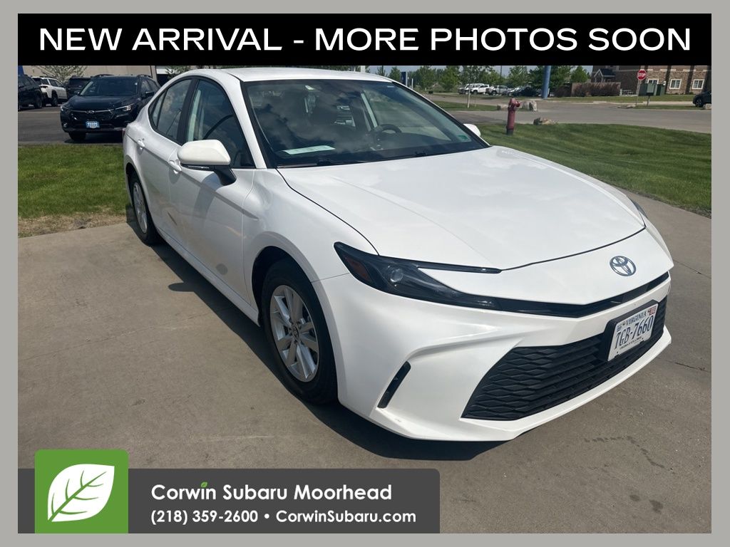 2025 Toyota Camry LE AWD Hybrid's photo