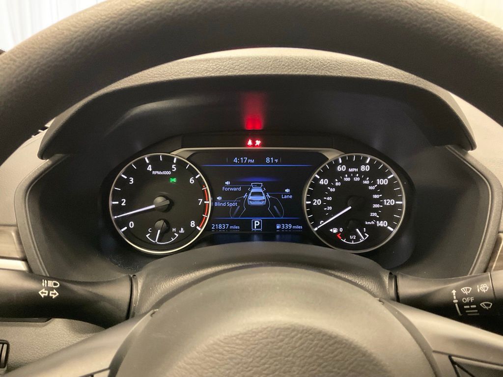 Used 2025 Nissan Altima SV with VIN 1N4BL4DV3SN415502 for sale in Moorhead, Minnesota