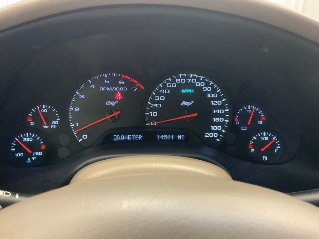 Used 2003 Chevrolet Corvette Base with VIN 1G1YY32G635131456 for sale in Moorhead, Minnesota