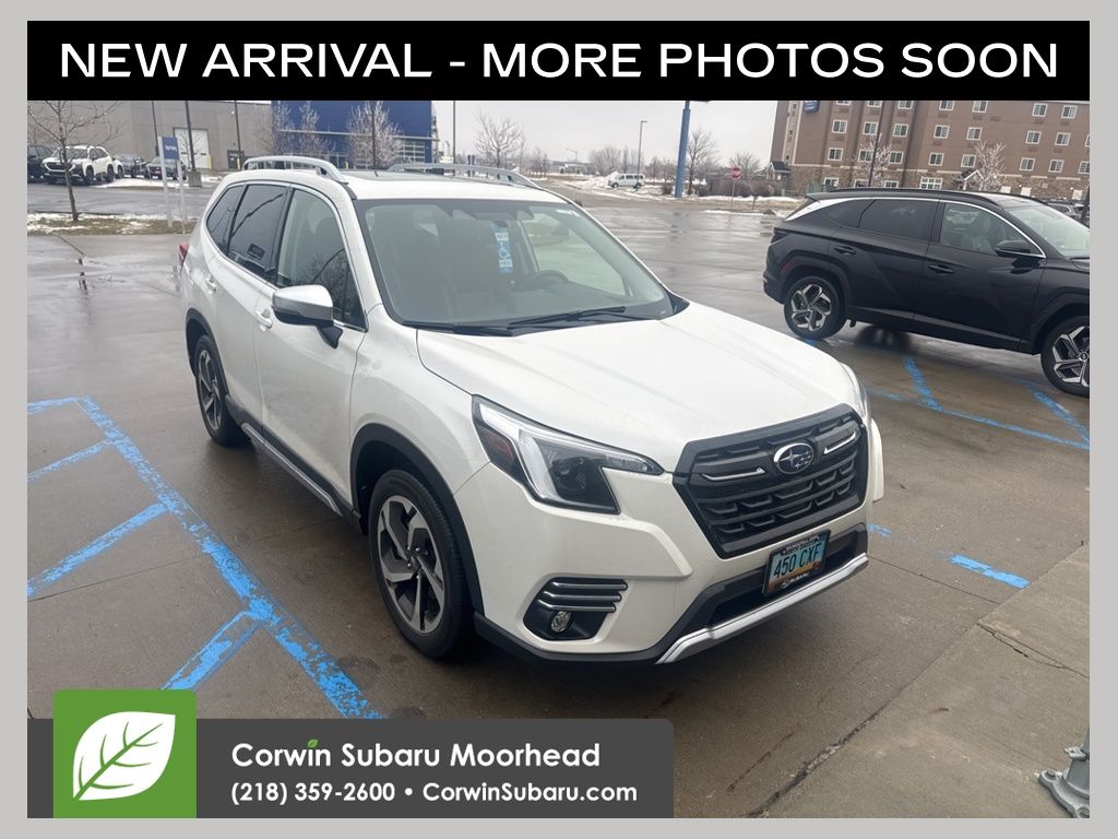 2024 Subaru Forester Touring's photo
