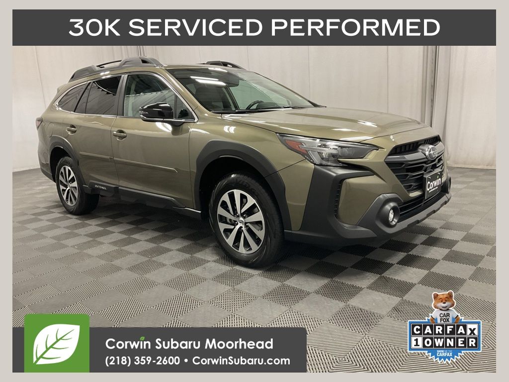 2024 Subaru Outback Premium's photo