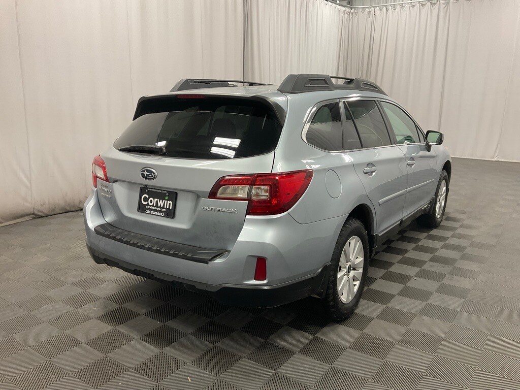 2015 Subaru Outback Premium photo 3