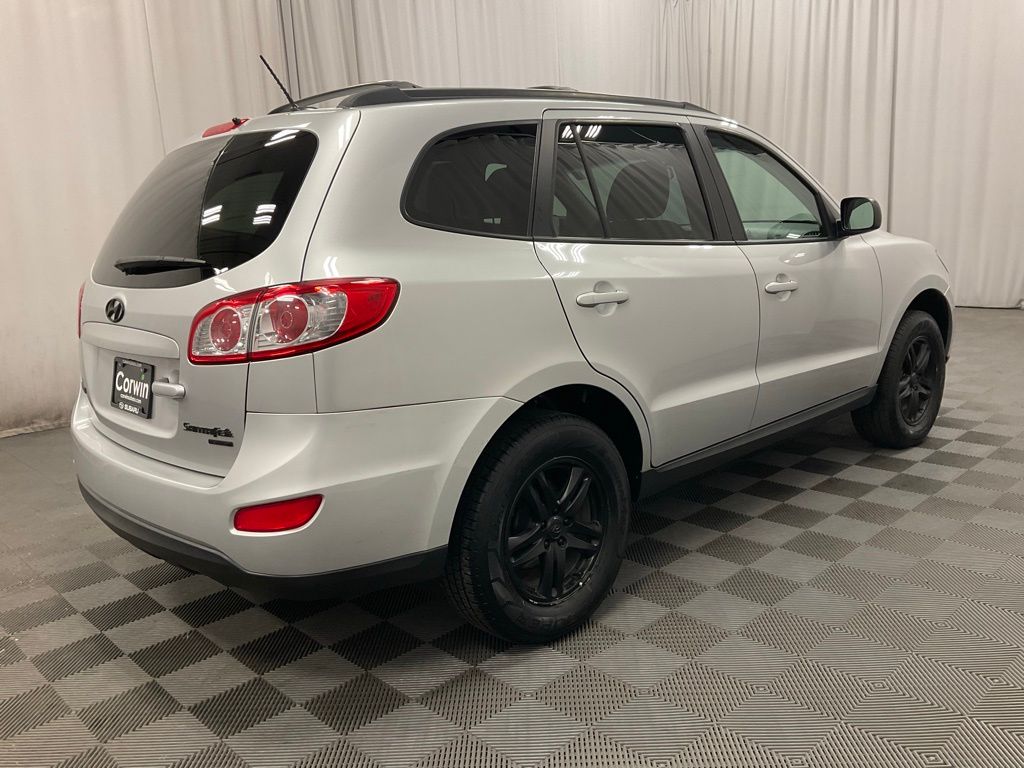 Used 2011 Hyundai Santa Fe GLS with VIN 5XYZGDAB2BG066864 for sale in Moorhead, Minnesota