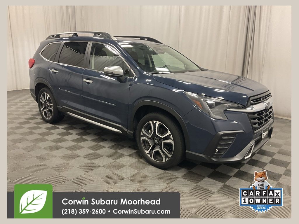 2023 Subaru Ascent Touring's photo