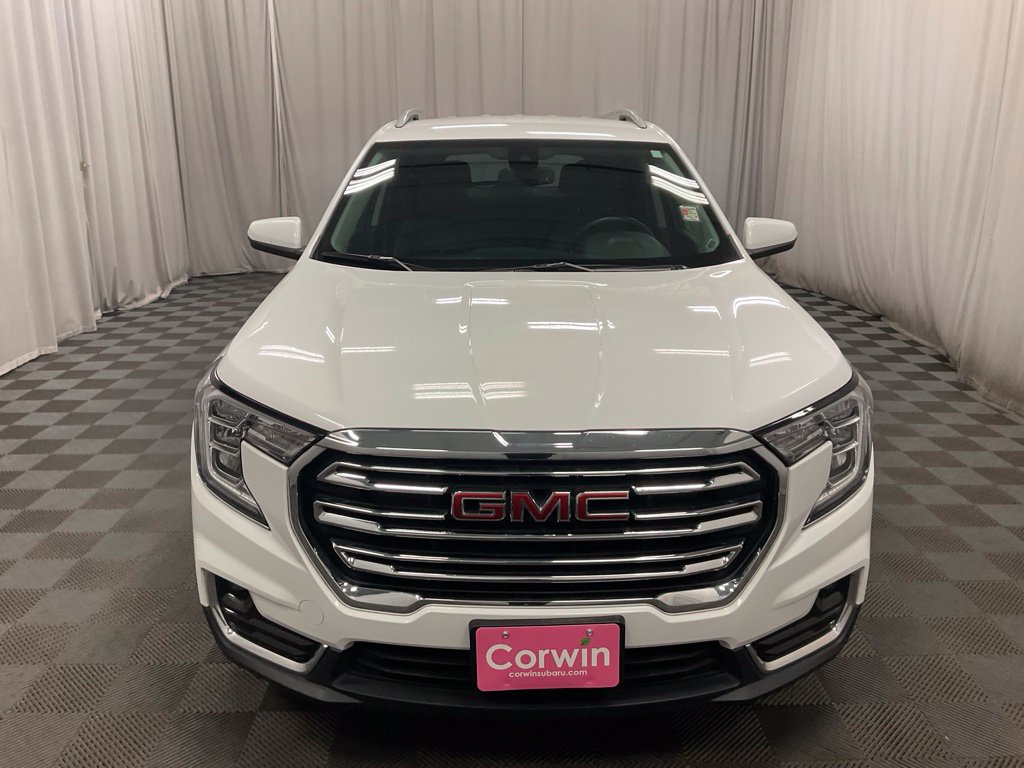 Used 2024 GMC Terrain SLT with VIN 3GKALVEG2RL361068 for sale in Moorhead, Minnesota