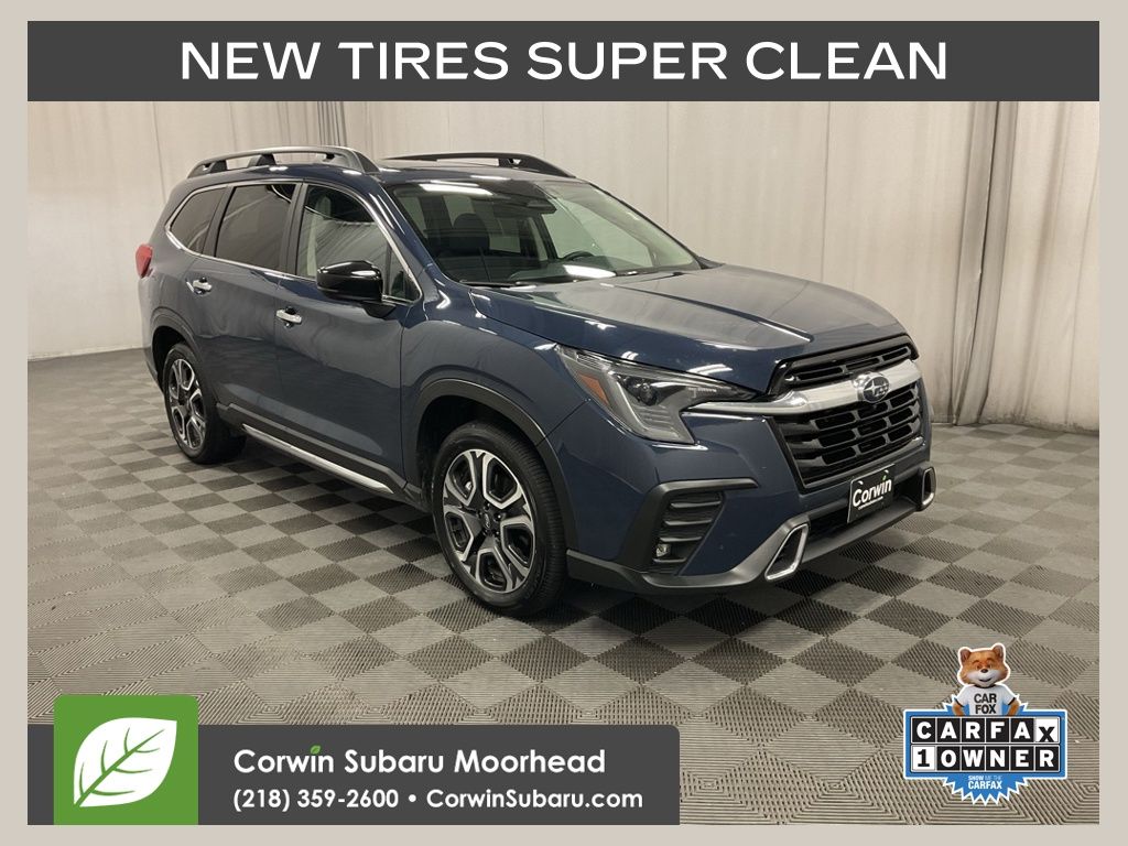 2024 Subaru Ascent Touring's photo