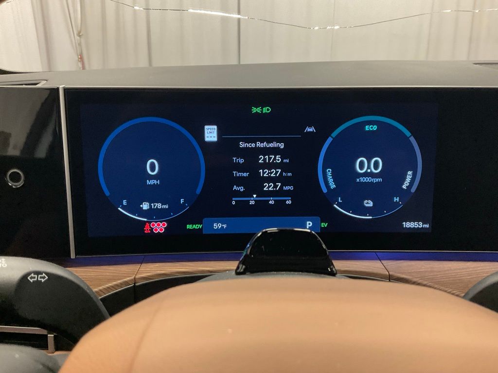 Used 2024 Hyundai Santa Fe Limited HEV with VIN 5NMP3DG13RH012698 for sale in Moorhead, Minnesota