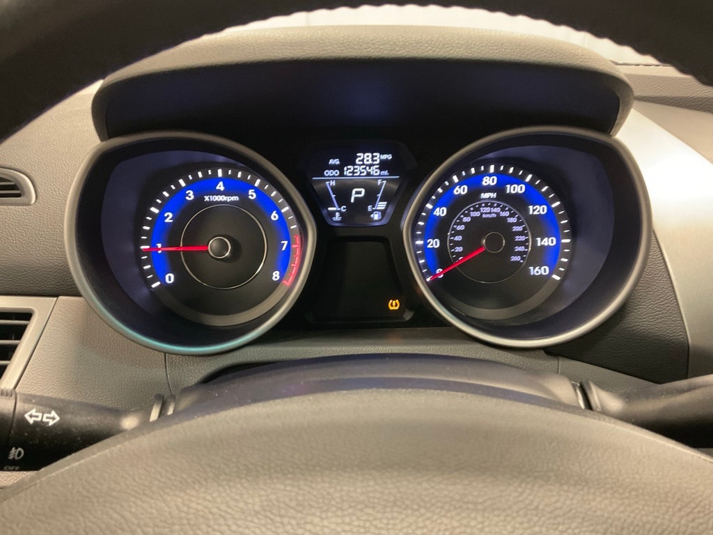 Used 2011 Hyundai Elantra Limited with VIN KMHDH4AE4BU138157 for sale in Moorhead, Minnesota