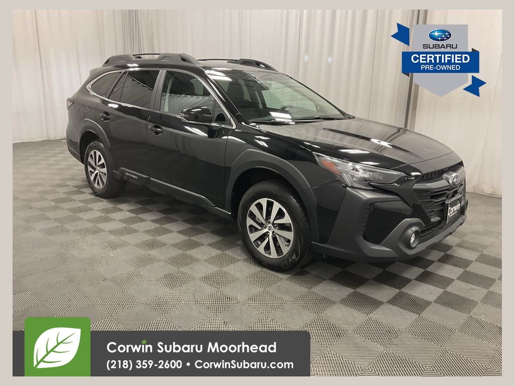 2025 Subaru Outback Premium's photo