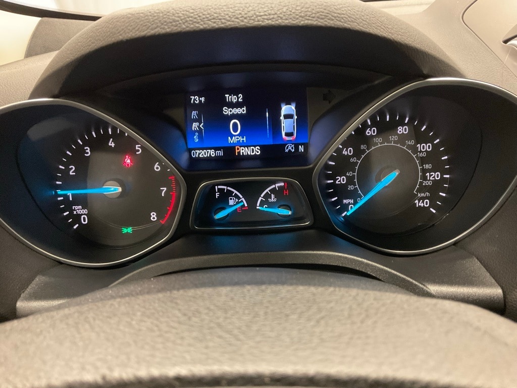 Used 2017 Ford Escape SE with VIN 1FMCU9GD3HUE96524 for sale in Moorhead, Minnesota