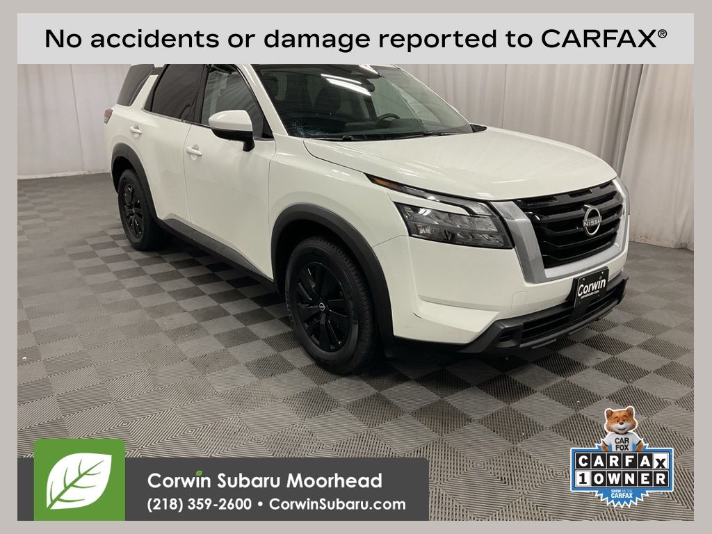 2024 Nissan Pathfinder SV