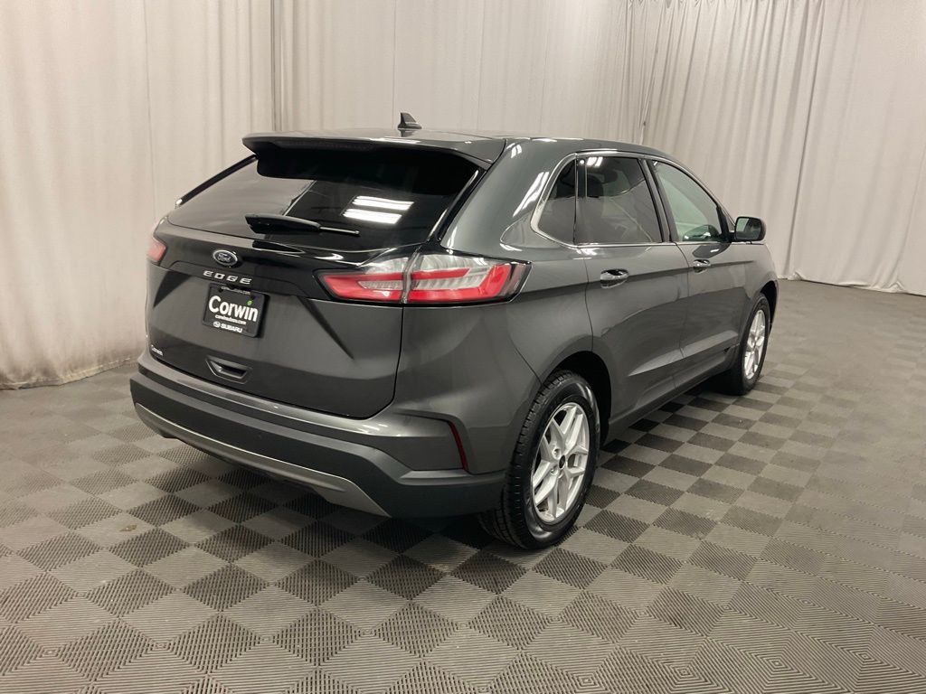 Used 2024 Ford Edge SEL with VIN 2FMPK4J93RBA78082 for sale in Moorhead, Minnesota