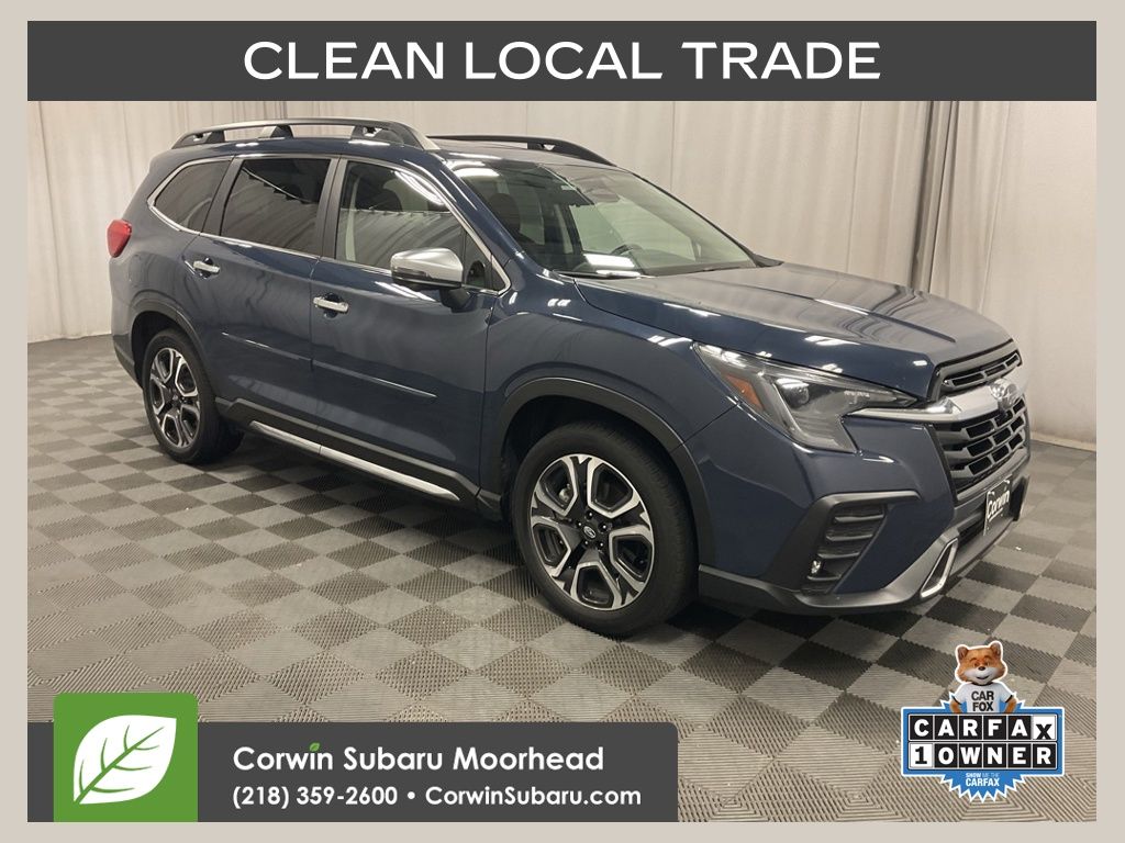 2023 Subaru Ascent Touring's photo
