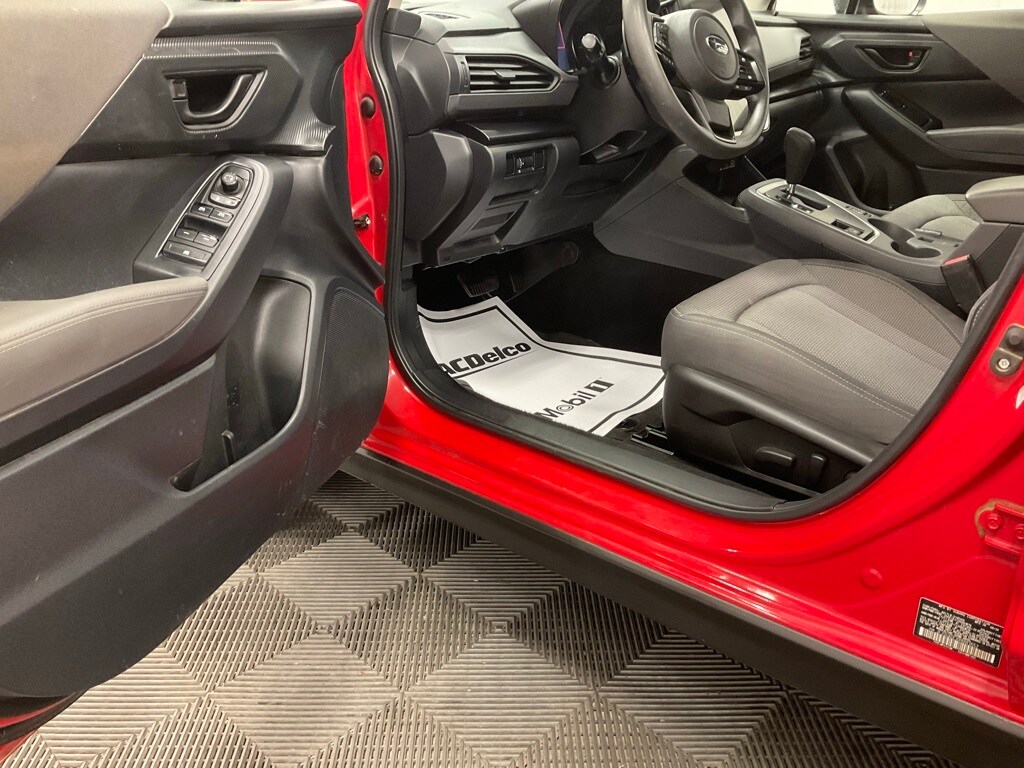 2024 Subaru Crosstrek Premium photo 4