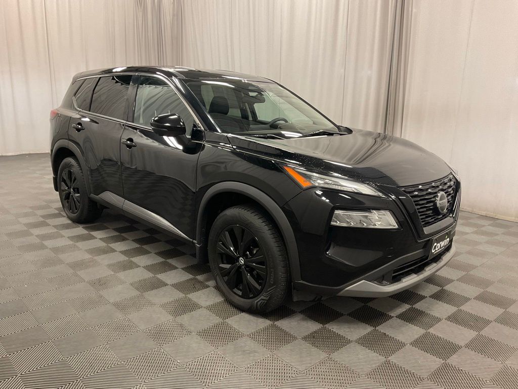 Used 2021 Nissan Rogue SV with VIN 5N1AT3BB8MC747440 for sale in Moorhead, Minnesota