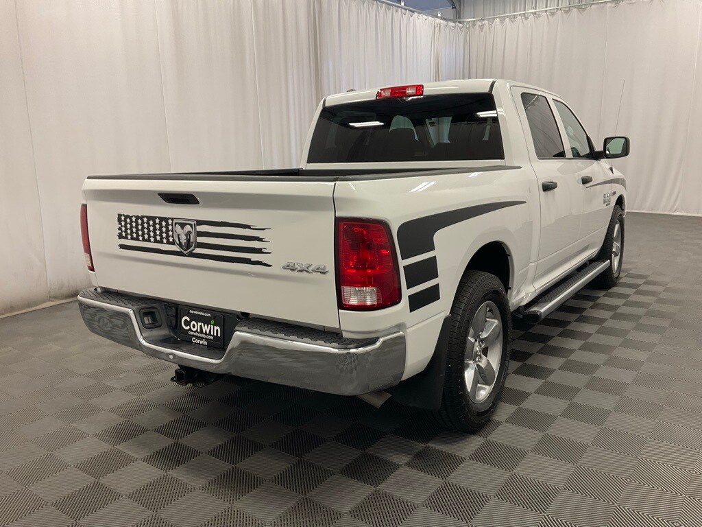 2019 Ram 1500 Classic Tradesman photo 3