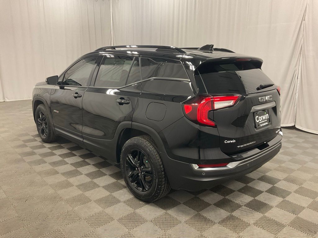 2022 Gmc Terrain AT4 photo 2