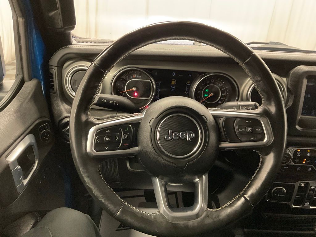 Used 2021 Jeep Gladiator Overland with VIN 1C6HJTFG4ML620125 for sale in Moorhead, Minnesota